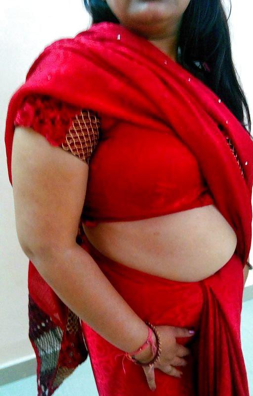 25P Indian aunty