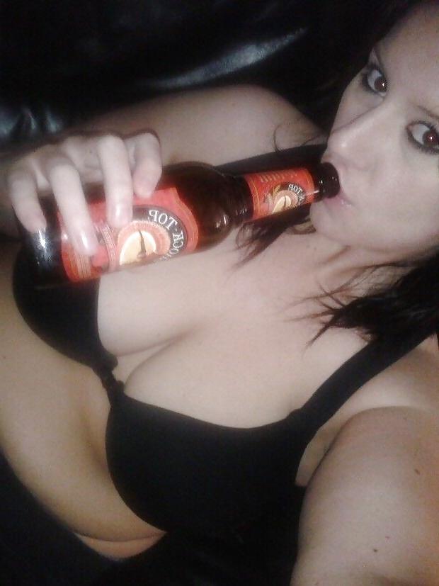 23P Nice Busty Milf Big Hangers