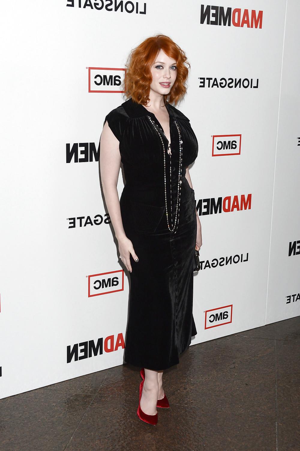 25P Christina Hendricks - Big Boobs Redhead