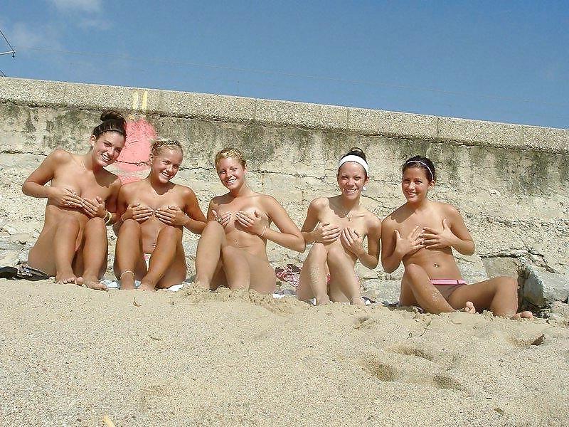 25P Babes on the Beach