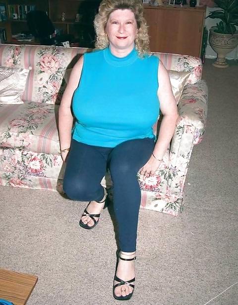 12P Huge Boobs 01