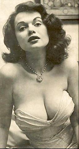 25P Vintage Big Tits