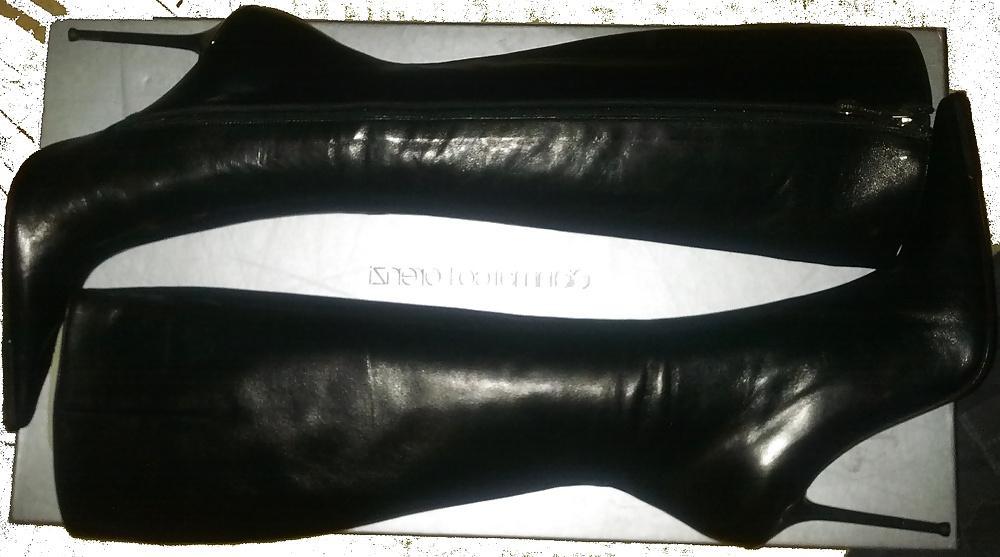 4P Gianmarco Lorenzi GML cumshot (cum on boots)