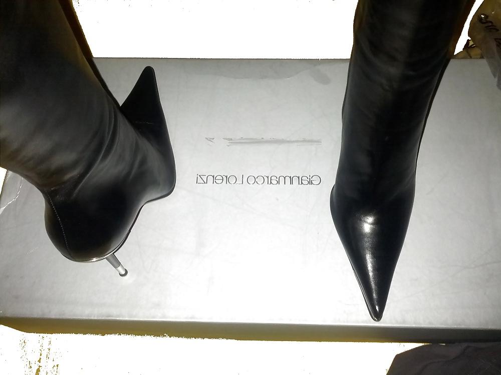 4P Gianmarco Lorenzi GML cumshot (cum on boots)