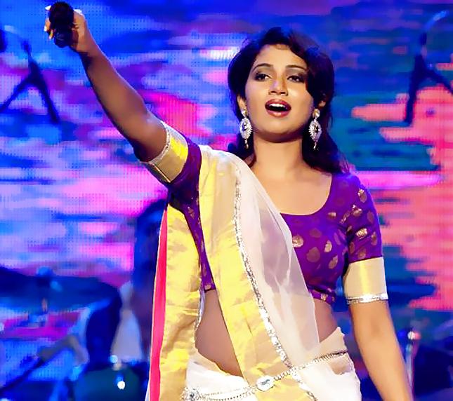 14P SHREYA GHOSHAL - Hot Indian Singer