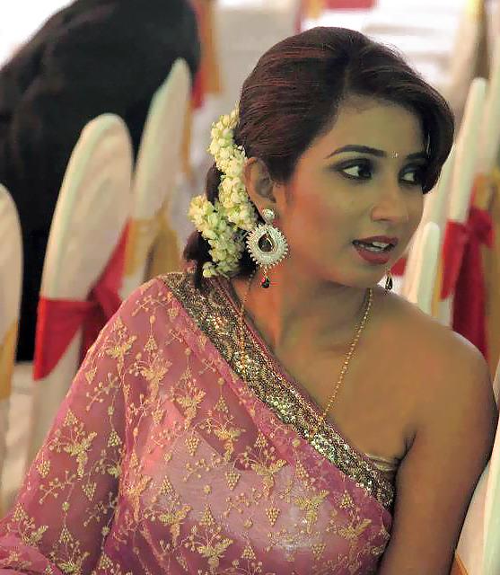14P SHREYA GHOSHAL - Hot Indian Singer