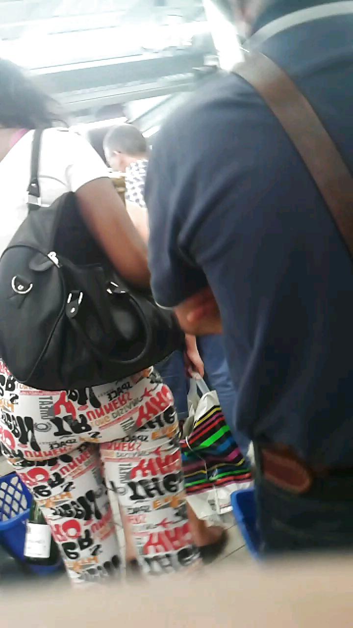 12P Ebony girl ass