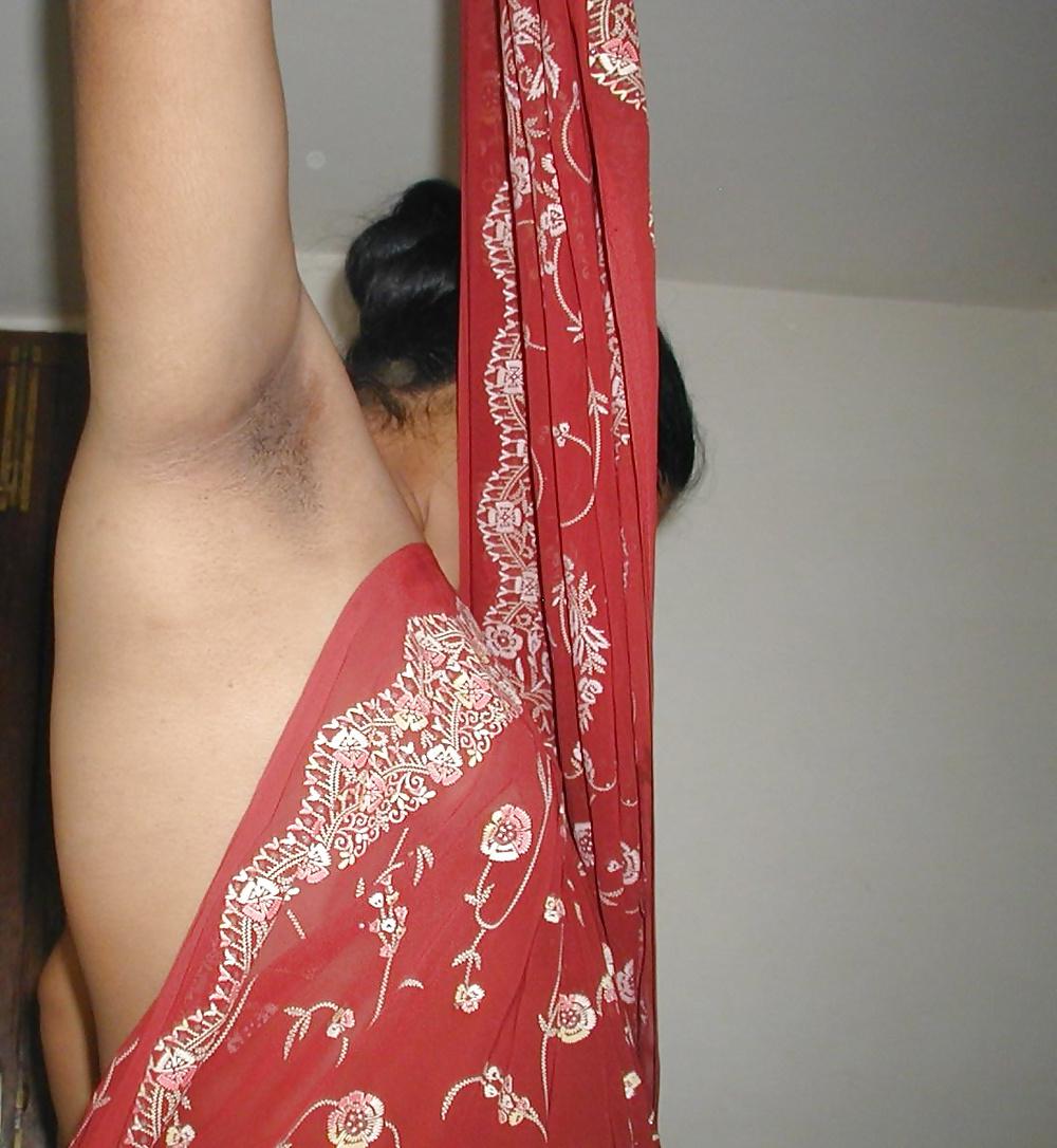 25P Indian aunty show 4