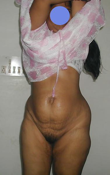 25P Indian aunty show 4