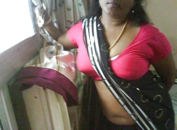 25P Indian hostel girls
