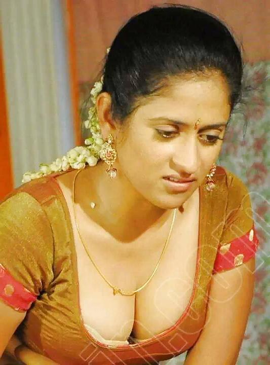 25P Indian hostel girls