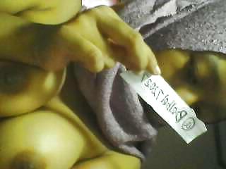 4P Indonesian- cewek jilbab toket gede