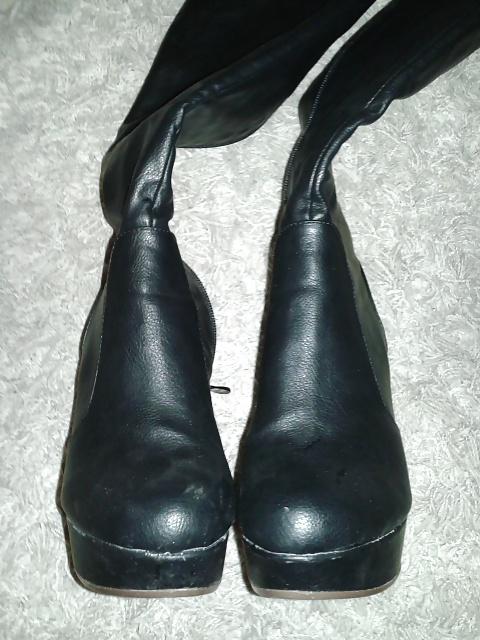 10P Cum on sister-in-law platform boots