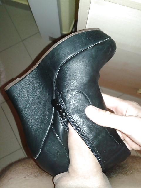 10P Cum on sister-in-law platform boots