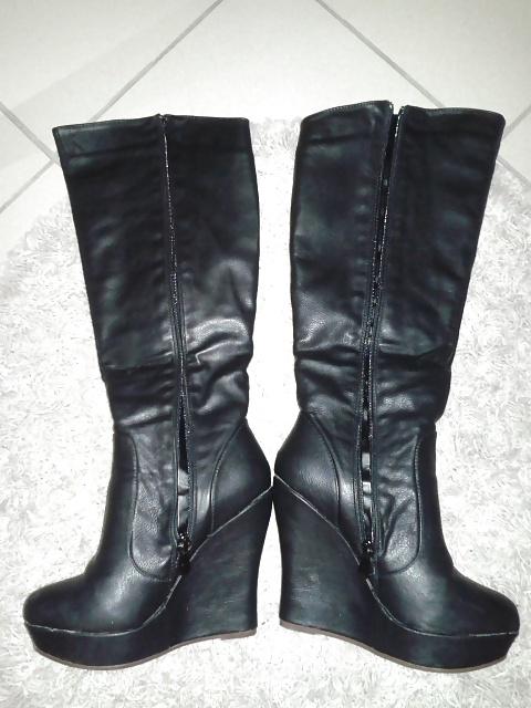 10P Cum on sister-in-law platform boots
