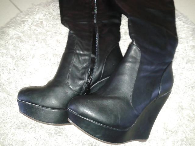10P Cum on sister-in-law platform boots