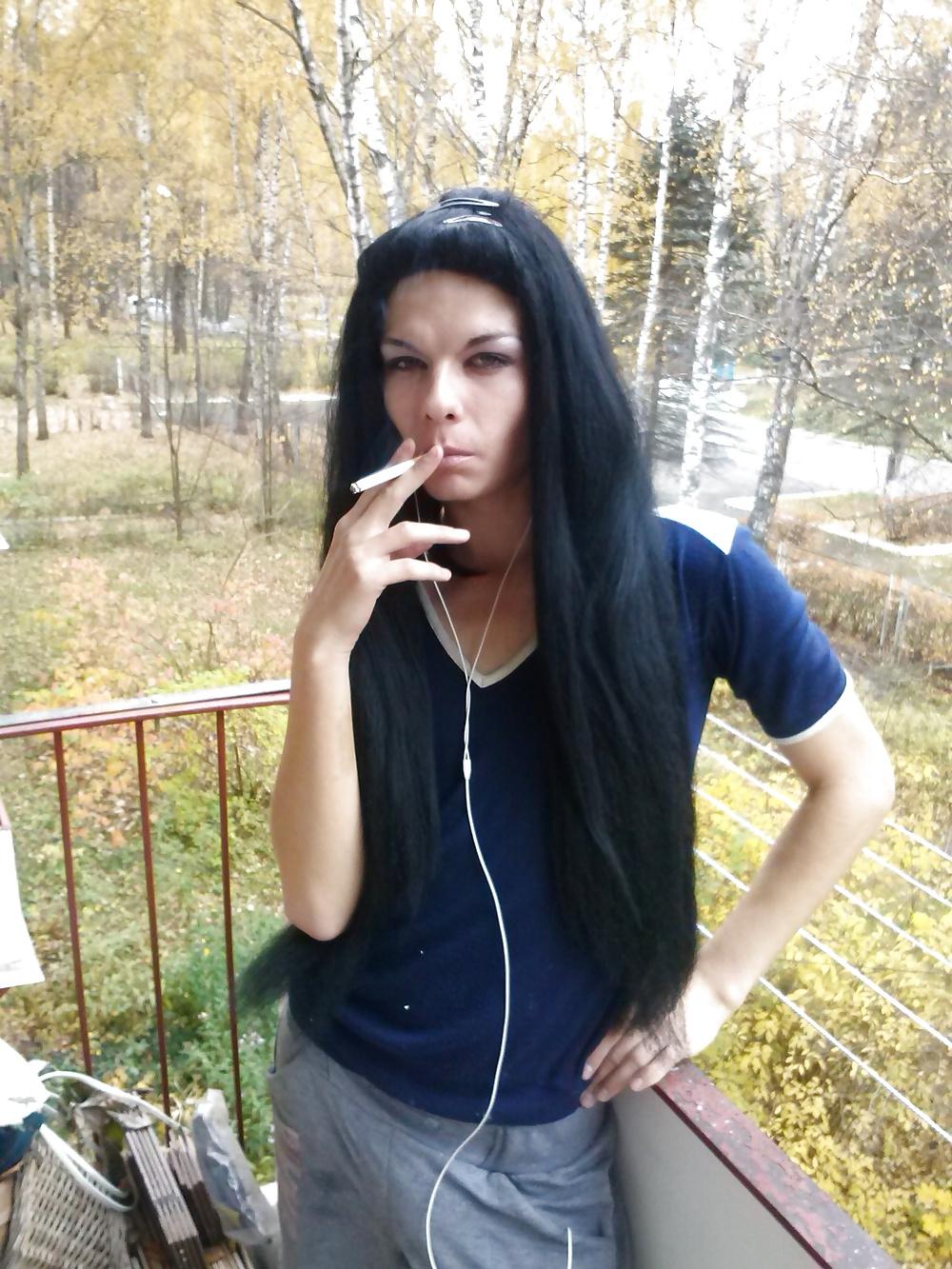 25P Smoking Gurls 12