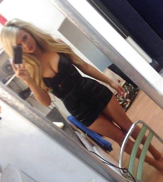 18P Sexy Dress Babes
