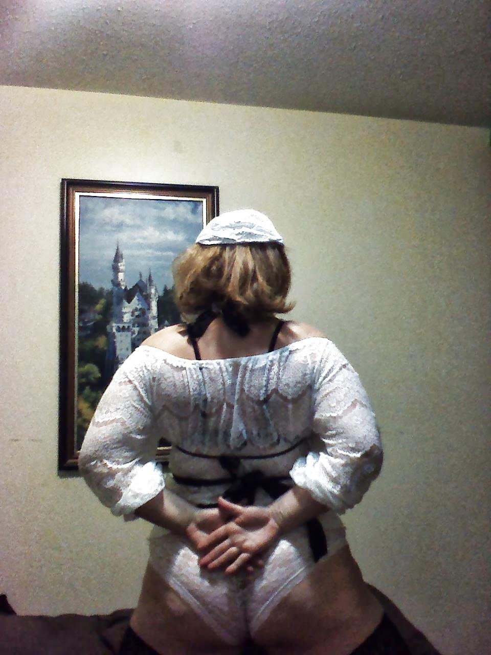 8P Lazy Maid
