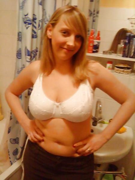21P Babes in bras