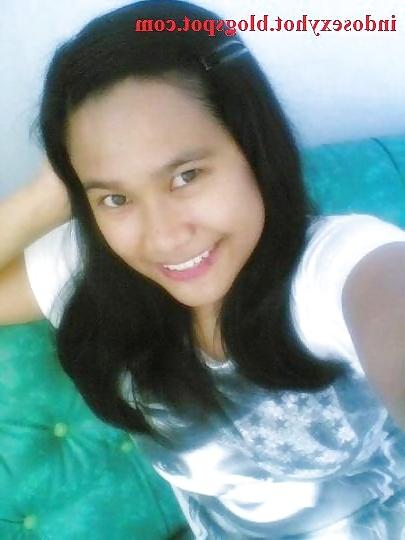 6P Indonesian girl