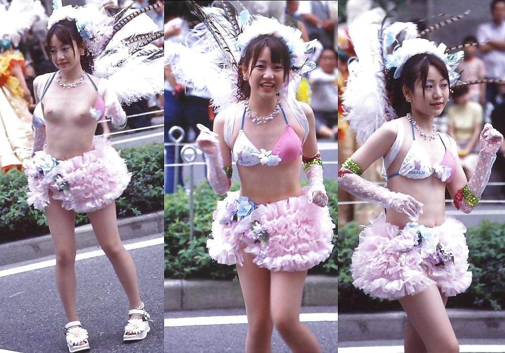 20P Japanese Girl Boobs 15