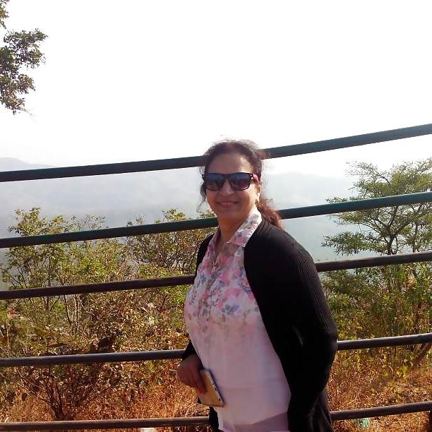 6P Hot Indian Milf Neha I banged