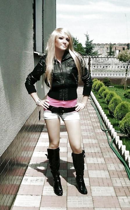 25P Boots