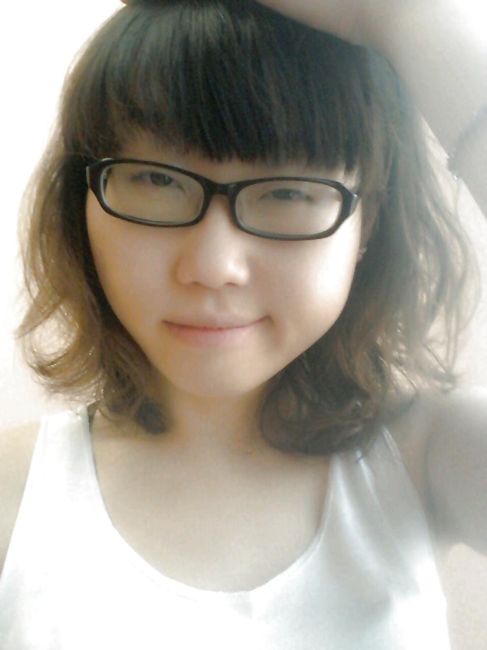 14P Cute Indonesian Girl