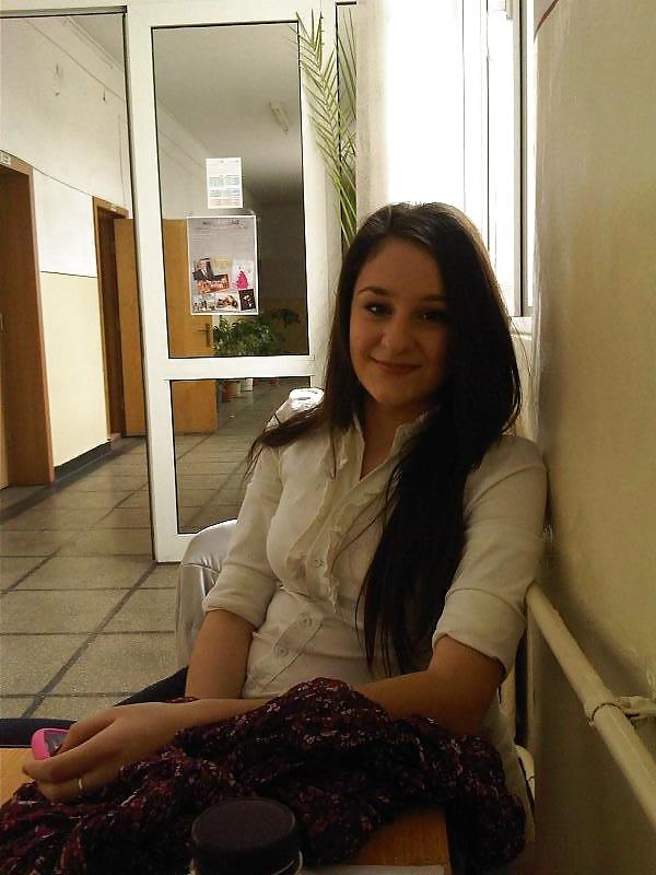 25P Hot brunette teen with nice boobs. Please cum or cock
