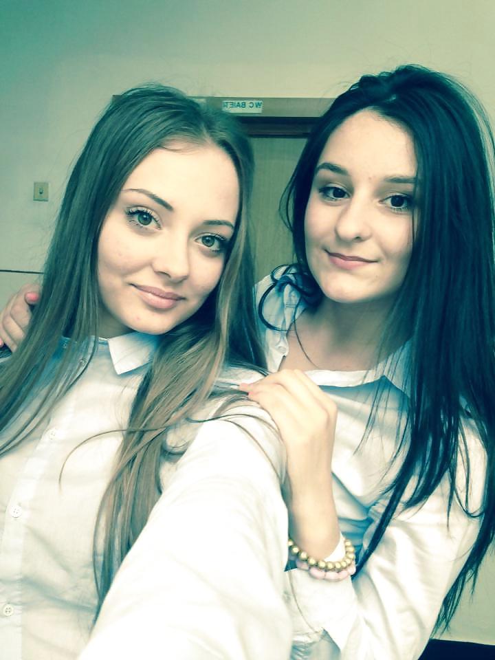 25P Hot brunette teen with nice boobs. Please cum or cock