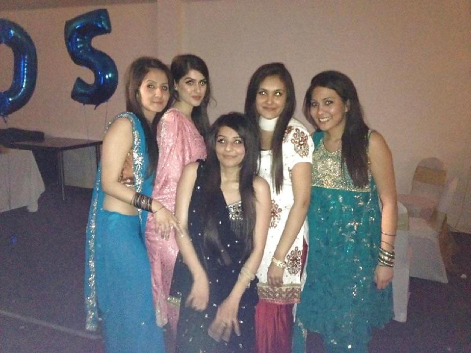 25P Indian Girls - which one and how would you fuck them!