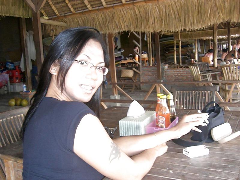 25P Indonesian Ladyboy Fiona