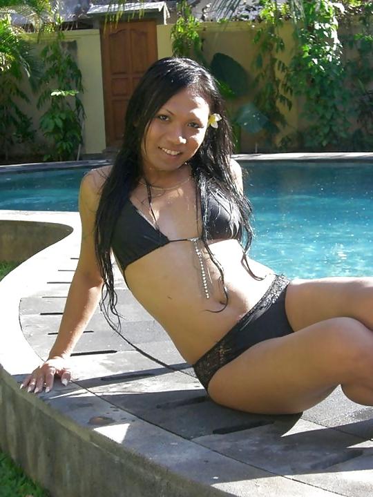 25P Indonesian Ladyboy Fiona