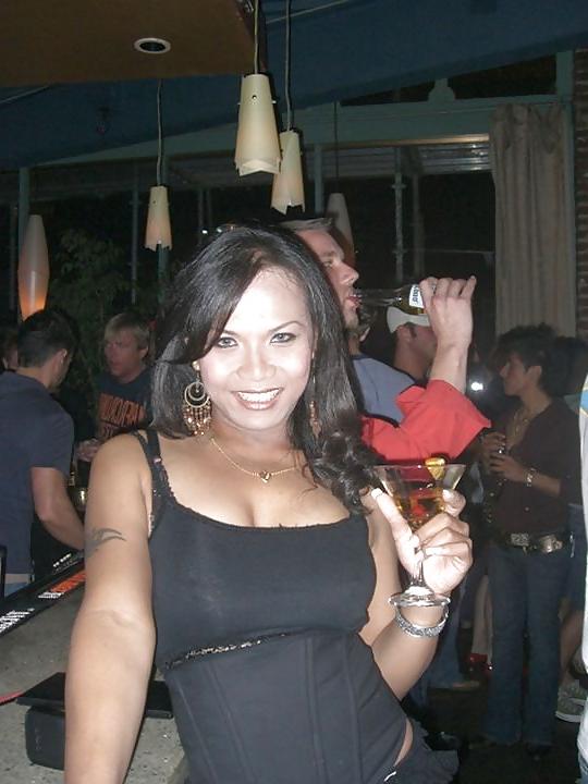 25P Indonesian Ladyboy Fiona
