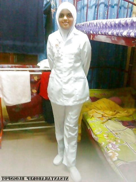 6P Malaysian tamil nurse
