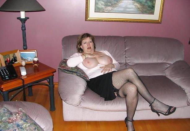 21P Mature women with big boobs
