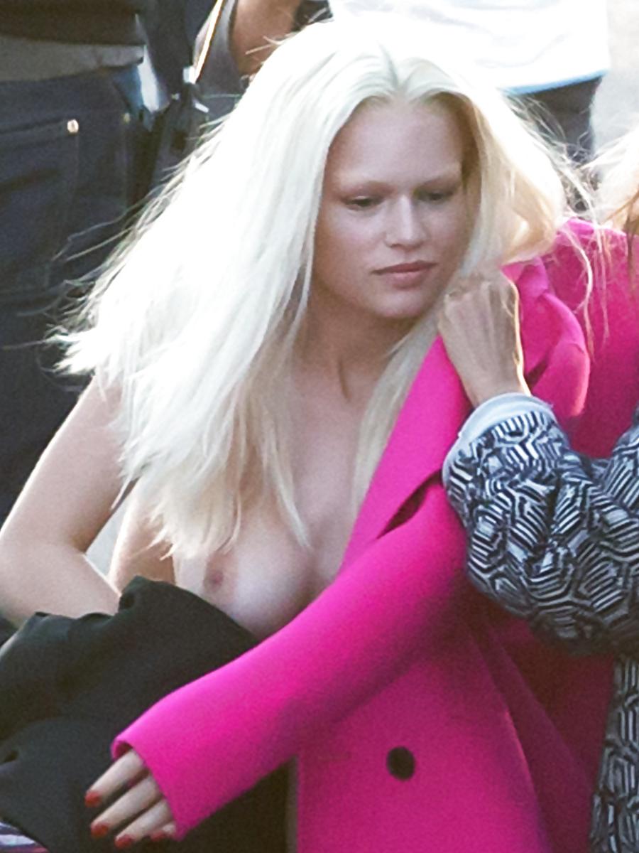 6P Anna Ewer Caught Topless at a Photoshoot