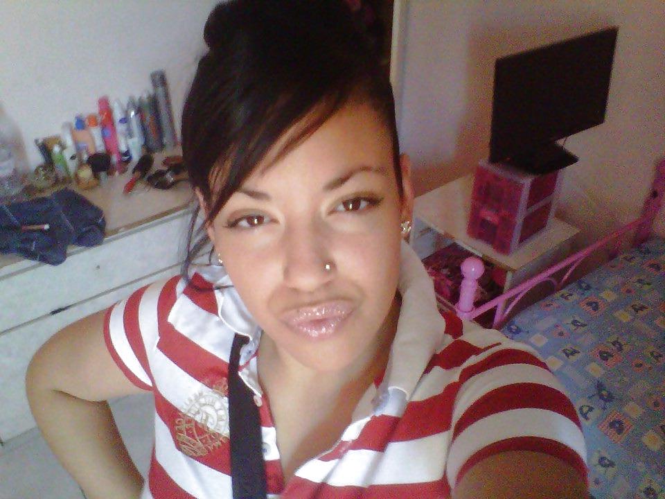 20P Beurette Visage a Sperme 17
