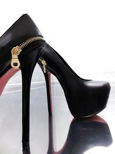 23P Leather High Heels And Boots 2