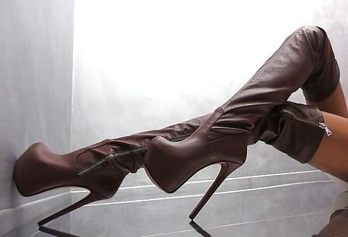 23P Leather High Heels And Boots 2