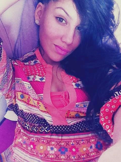 25P Beurette Algerienne De Luxe!! 