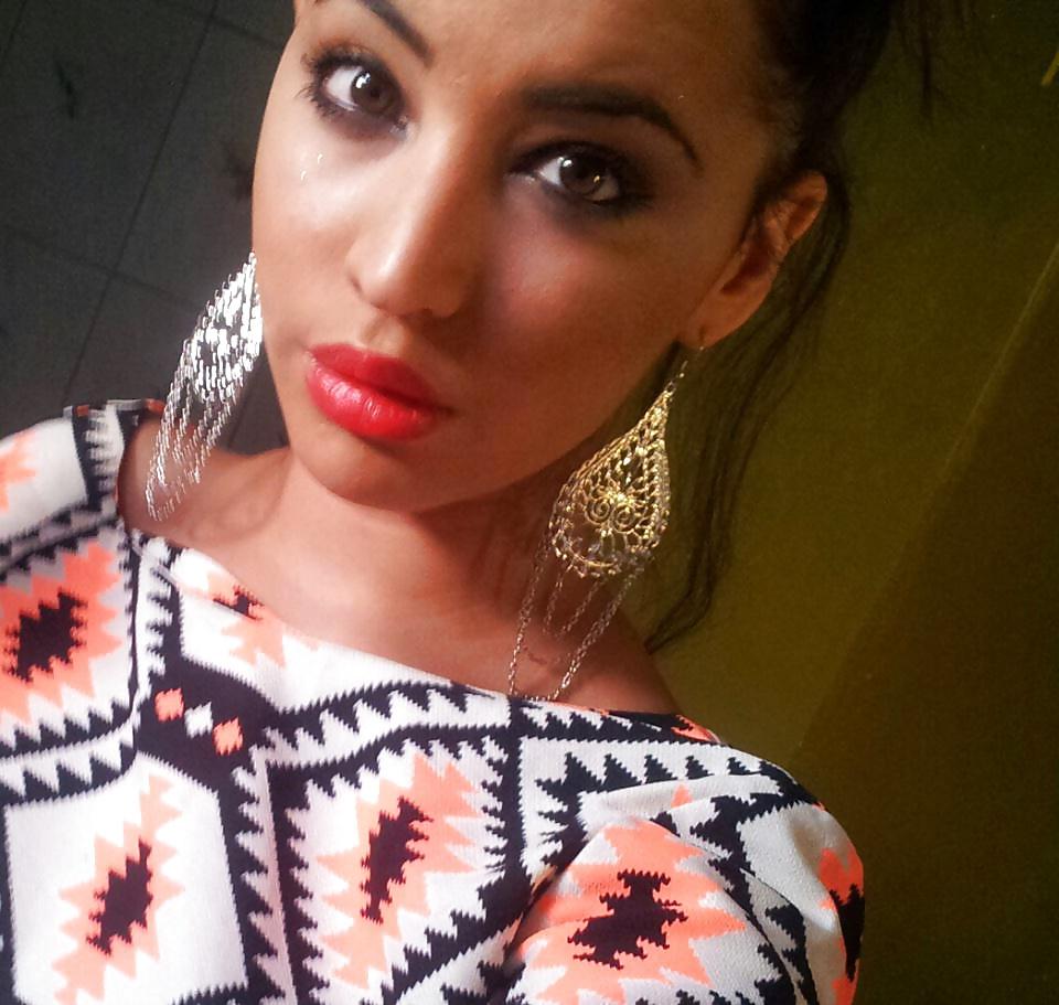 20P Beurette Visage a Sperme 12