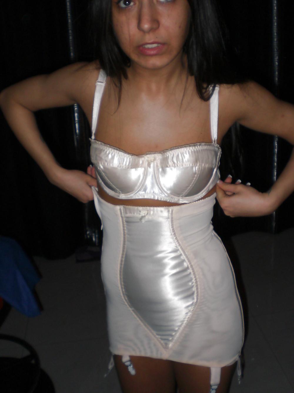 24P Indian wife makes an effort