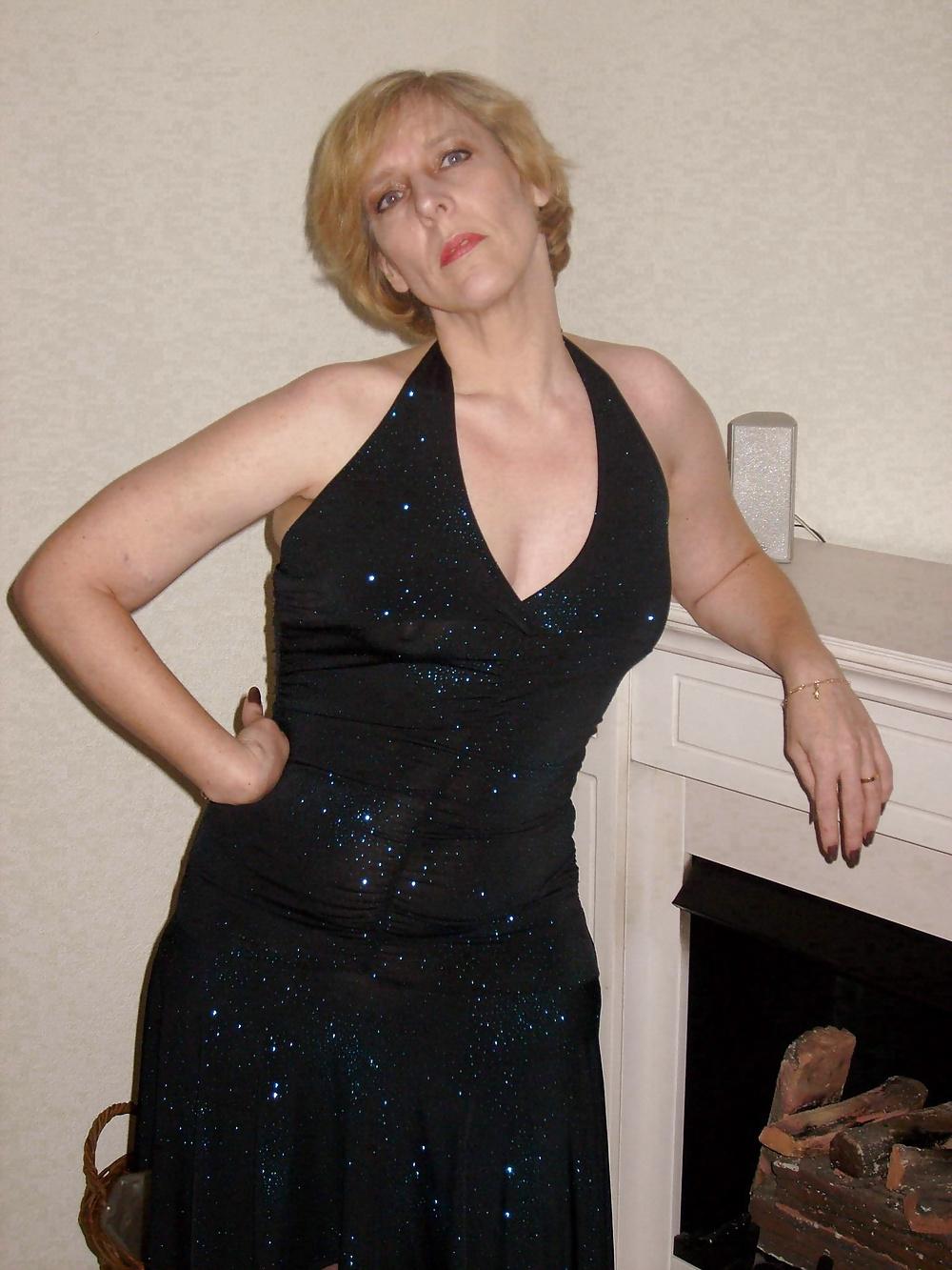 12P Sexy photoshoot