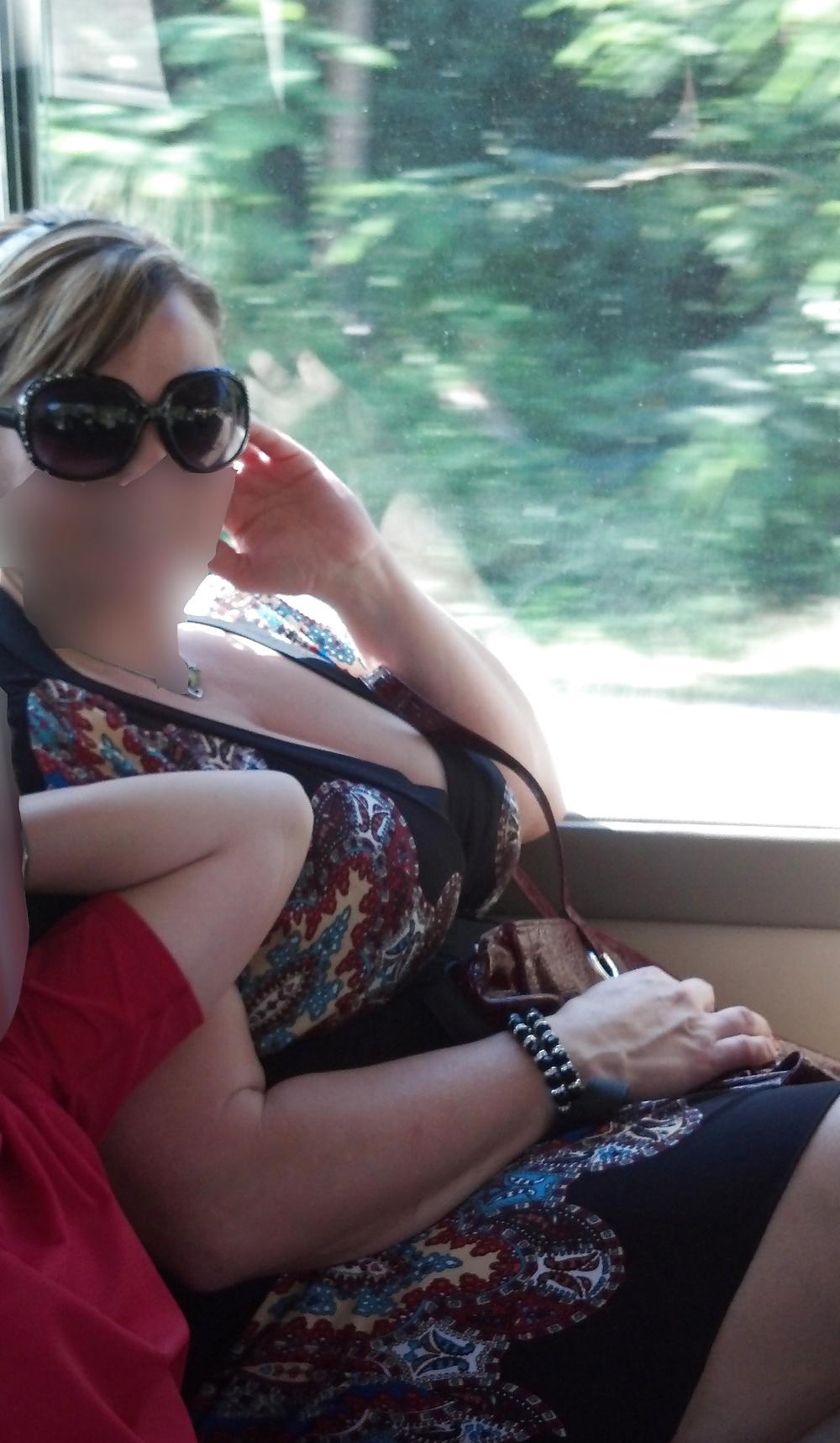 4P Photos of my huge natural boobs
