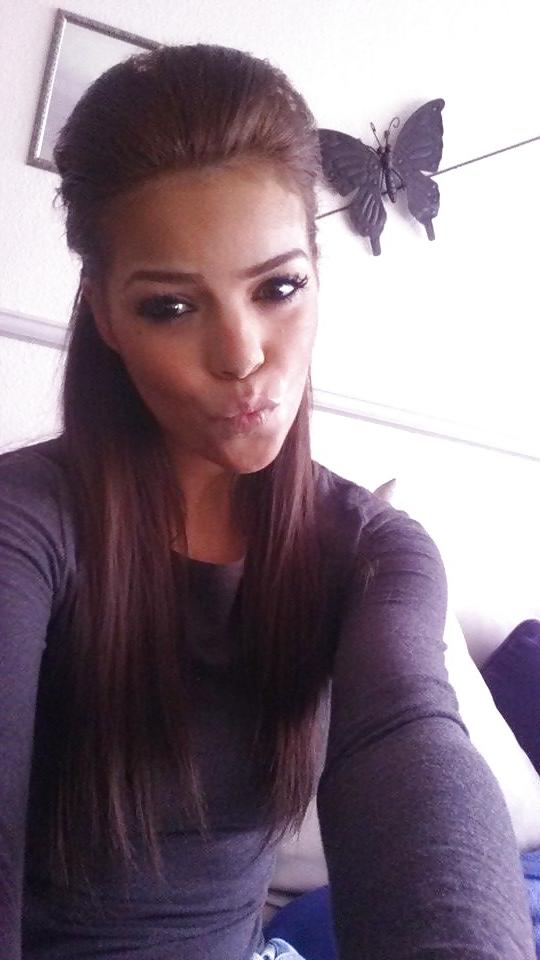 20P Beurette Visage a Sperme 4