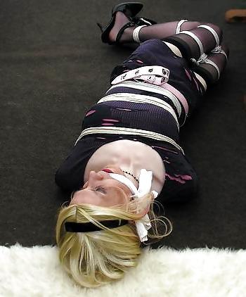 25P Sissy bondage