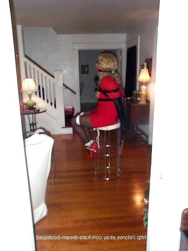 25P Sissy bondage
