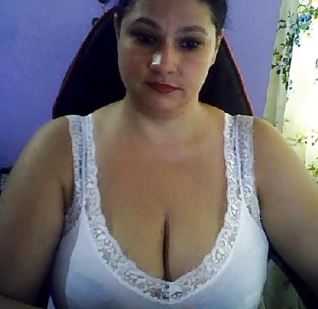 25P Webcam big boobs, big ass
